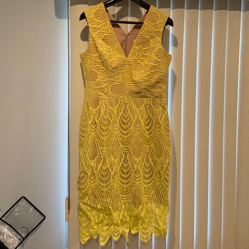 Yellow coctail lace dress